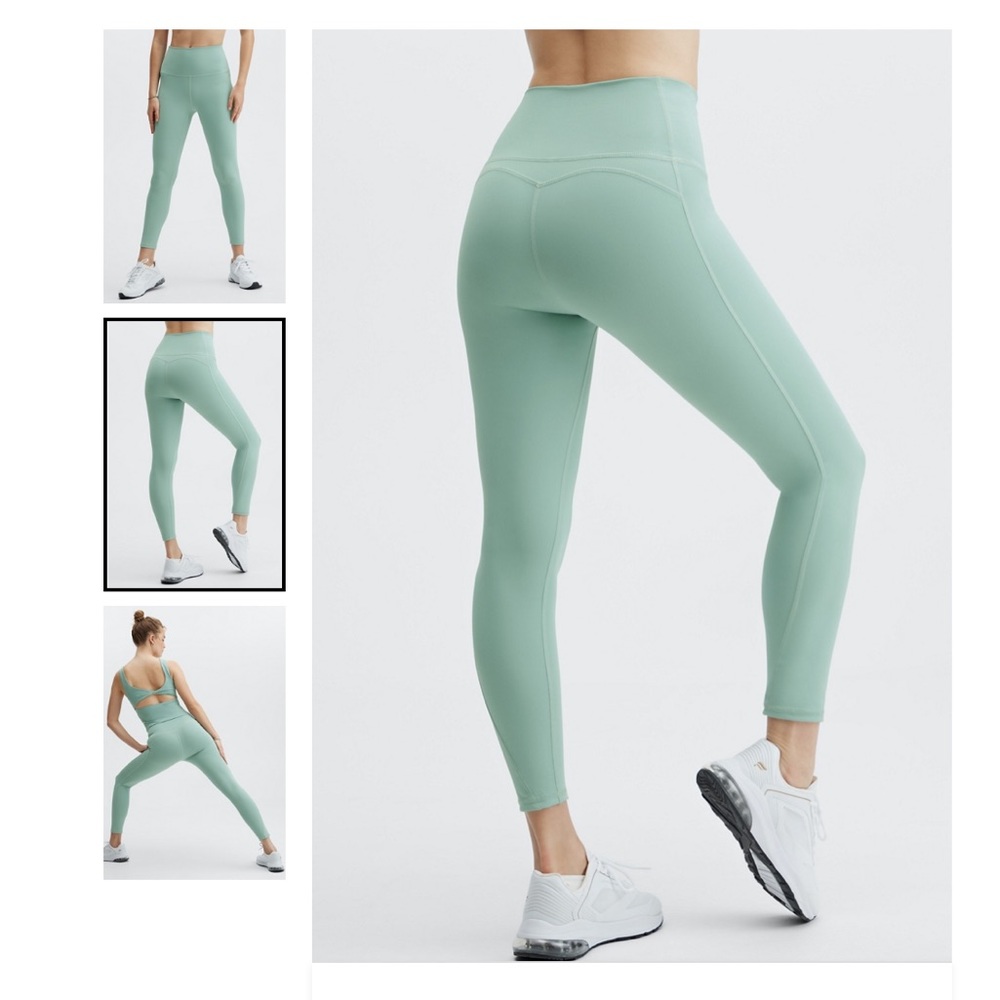 Fabletics PureLuxe UltraHighWaisted 7/8 leggings, size XXS, in the color seafoam